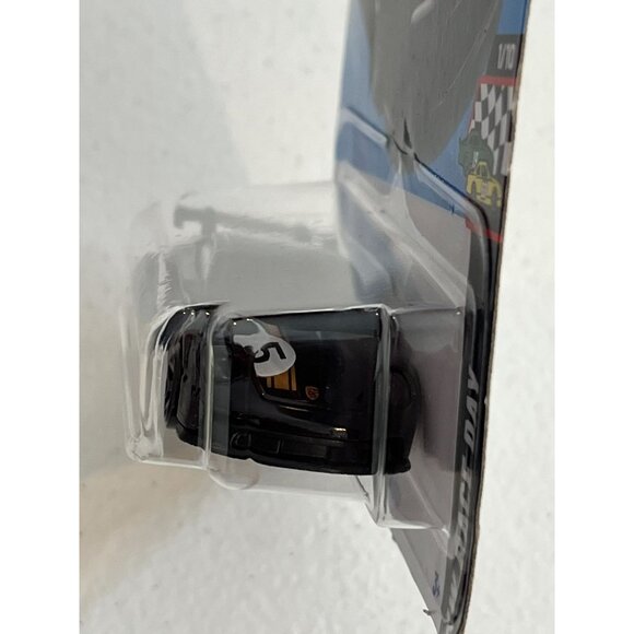 Poshmark: Porsche 911 GT3 Hot Wheels Black Race Day 2024 1:64 - Picture 9 of 9